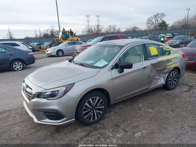 Subaru Legacy 2.5i 2018 4S3BNAB68J3035239 Image 2