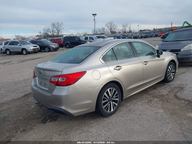 Subaru Legacy 2.5i 2018 4S3BNAB68J3035239 Image 4