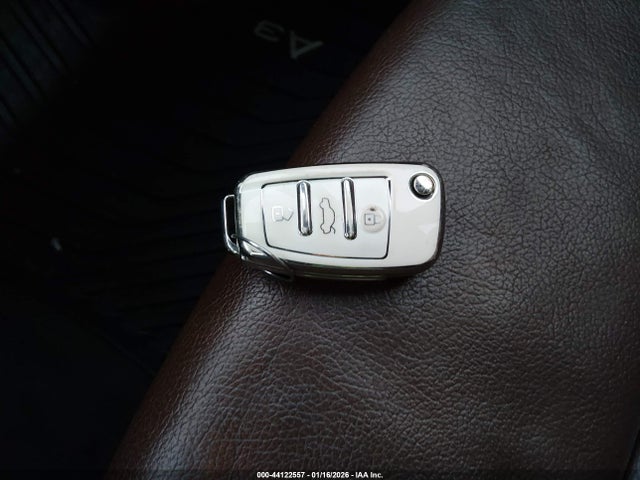 2017 AUDI A3 WAUJ8GFF1H1006197 Photo 10