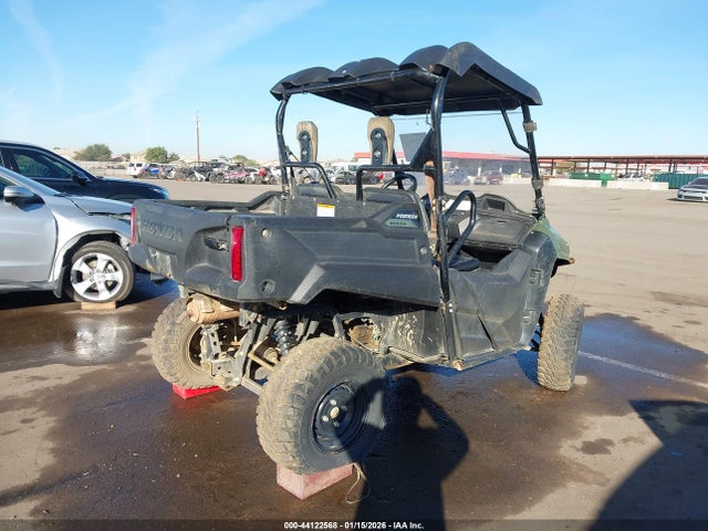 1HFVE0295M4701172 Honda Sxs700 M2