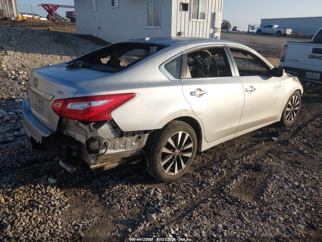 Nissan Altima 2.5 Sv 2017 1N4AL3AP1HC293450 Image 2