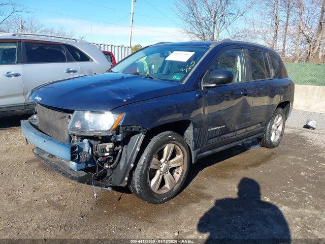 2016 Jeep Compass Latitude მანქანა იყიდება აუქციონზე, vin: 1C4NJDEB9GD810430, აუქციონის ნომერი: 44122589