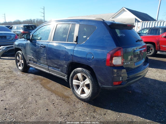 2016 Jeep Compass Latitude მანქანა იყიდება აუქციონზე, vin: 1C4NJDEB9GD810430, აუქციონის ნომერი: 44122589