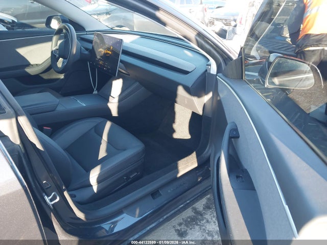 Aukcja sprzedaży 2024 Tesla Model 3 Long Range Dual Motor All-wheel Drive/rear-wheel Drive, vin: 5YJ3E1EA0RF739275, numer aukcji: 44122599