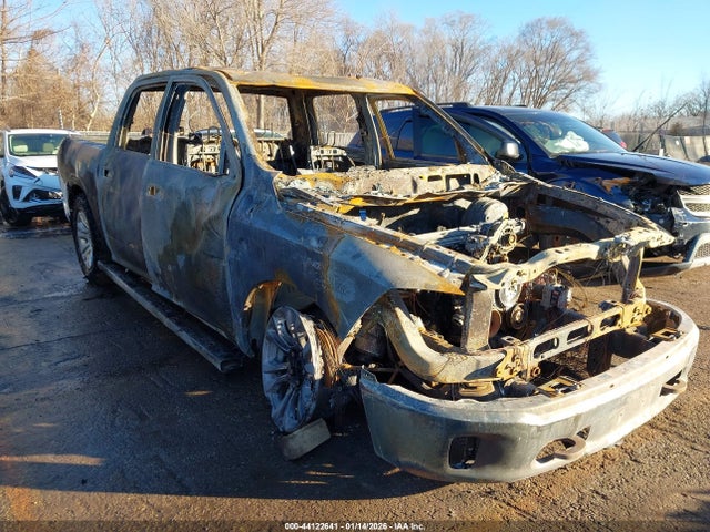 2013 RAM 1500 1C6RR7PTXDS624198 Photo 0