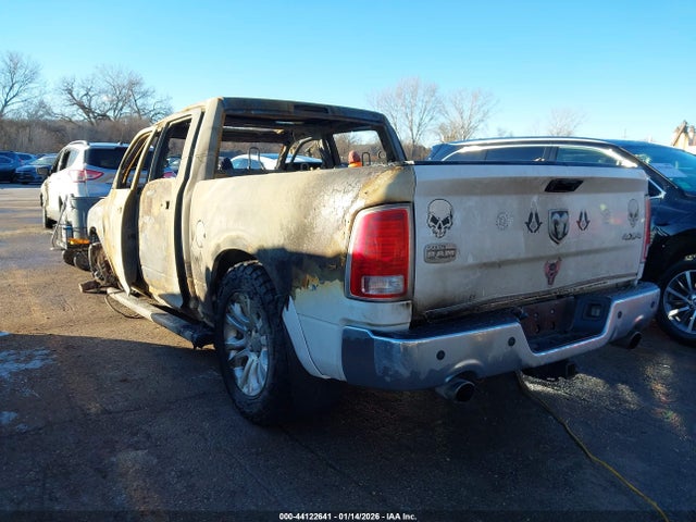 2013 RAM 1500 1C6RR7PTXDS624198 Photo 2