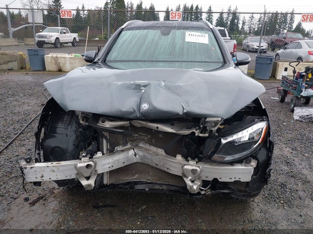 WDC0G4KB3HF158658 Mercedes-Benz Glc 300 4matic