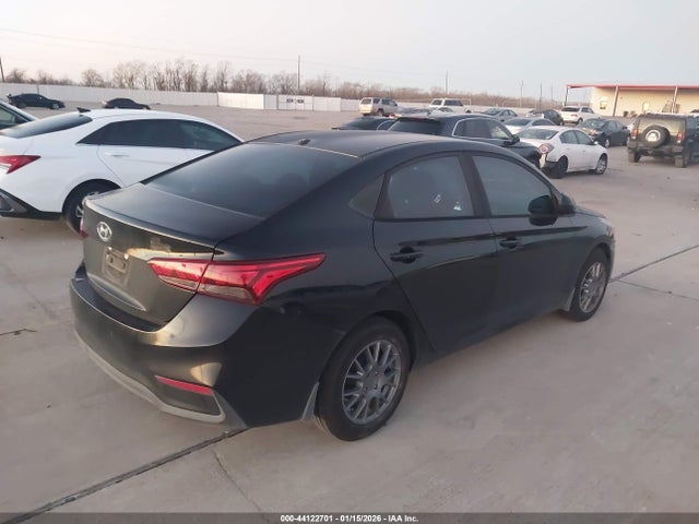 3KPC24A3XKE056786 Hyundai ACCENT SE