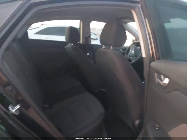 3KPC24A3XKE056786 Hyundai ACCENT SE