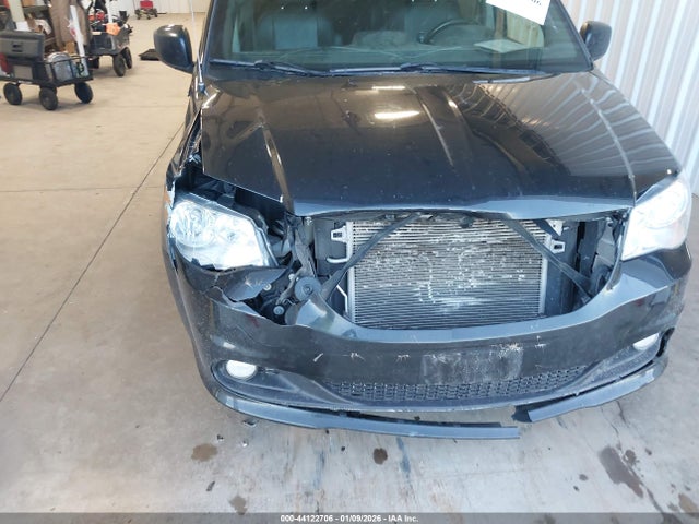 2C4RDGCG4KR683357 Dodge Grand Caravan Sxt