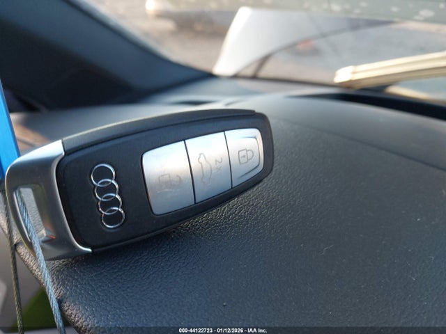 2024 AUDI RS 3 WUAG4DGY3RA902030 Photo 10