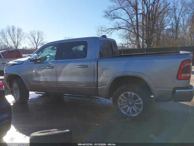 2020 Ram 1500 Limited  4x4 5'7 Box მანქანა იყიდება აუქციონზე, vin: 1C6SRFHT2LN137293, აუქციონის ნომერი: 44122743