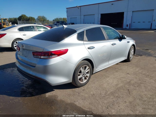 2016 Kia Optima Lx მანქანა იყიდება აუქციონზე, vin: 5XXGT4L35GG019462, აუქციონის ნომერი: 44122757