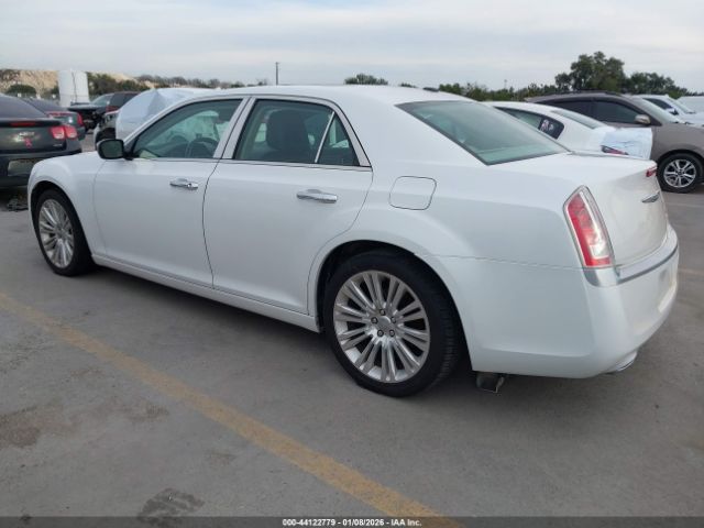 2012 CHRYSLER 300C 2C3CCAPT9CH234944 Photo 2