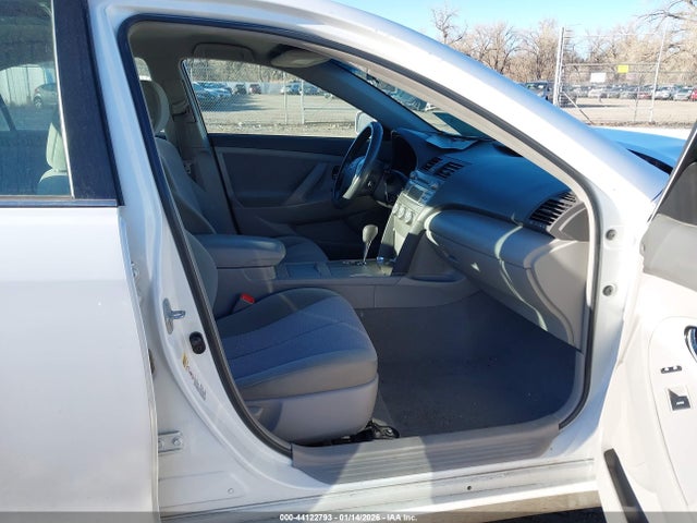 2011 TOYOTA CAMRY 4T1BF3EK7BU616756 Photo 4