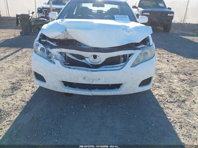 2011 TOYOTA CAMRY 4T1BF3EK7BU616756 Photo 5