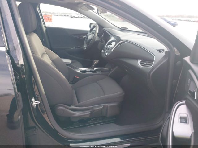 2023 CHEVROLET MALIBU 1G1ZD5ST3PF244063 Photo 4