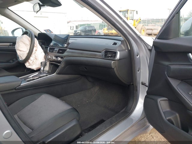 1HGCV1F14KA058440 Honda ACCORD LX