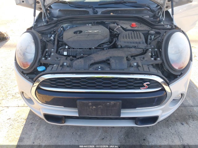 2015 MINI HARDTOP WMWXP7C57F2A33763 Photo 9