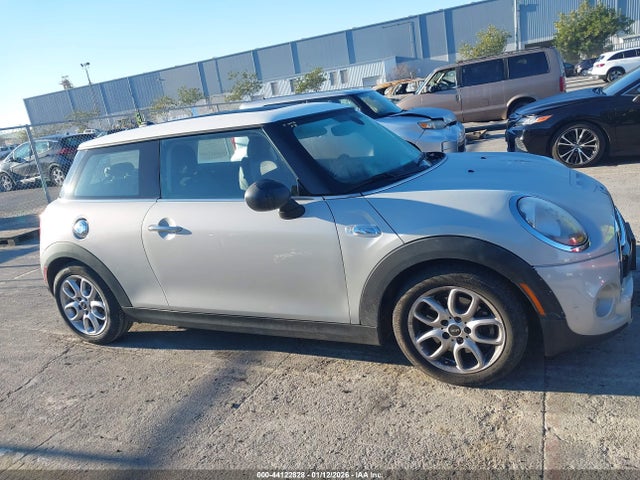 WMWXP7C57F2A33763 Mini Hardtop Cooper S
