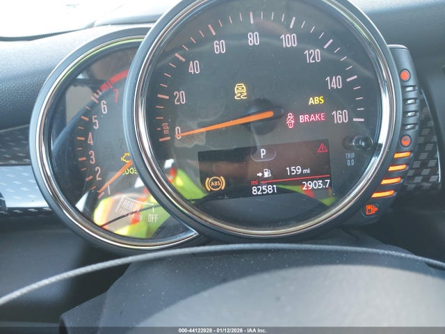 2015 MINI HARDTOP WMWXP7C57F2A33763 Photo 6