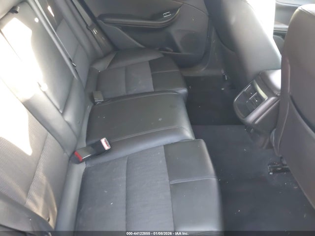 1G11Z5S35KU107404 Chevrolet IMPALA LT