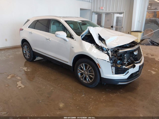 2020 CADILLAC XT5 1GYKNCRS2LZ214854 Photo 0