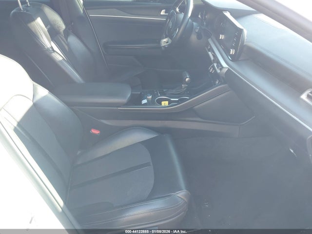 5XXG64J24MG044530 KIA K5 Gt-line