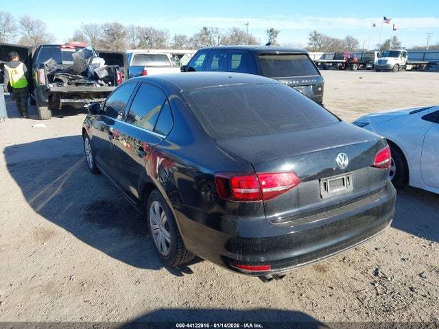 2017 VOLKSWAGEN JETTA 3VW167AJ8HM299858 Photo 2