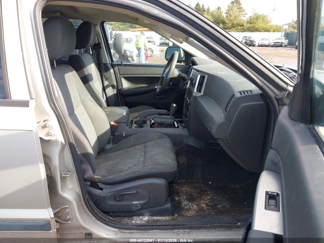 Продаж на аукціоні авто 2008 Jeep Grand Cherokee Laredo, vin: 1J8GS48K18C131821, номер лоту: 44122941