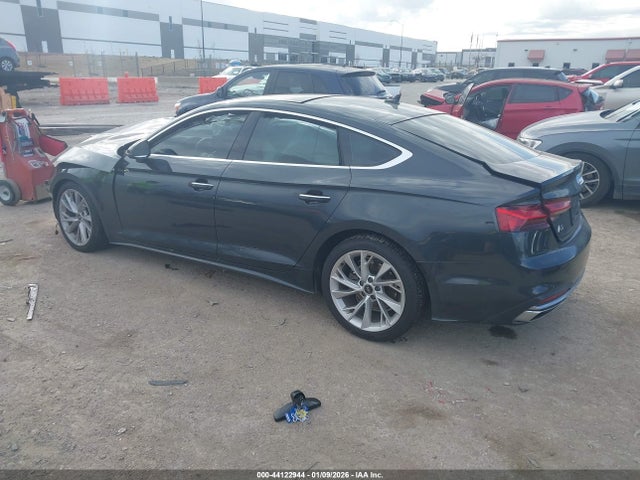 2022 AUDI A5 SPORTBACK WAUCBCF52NA030028 Photo 2