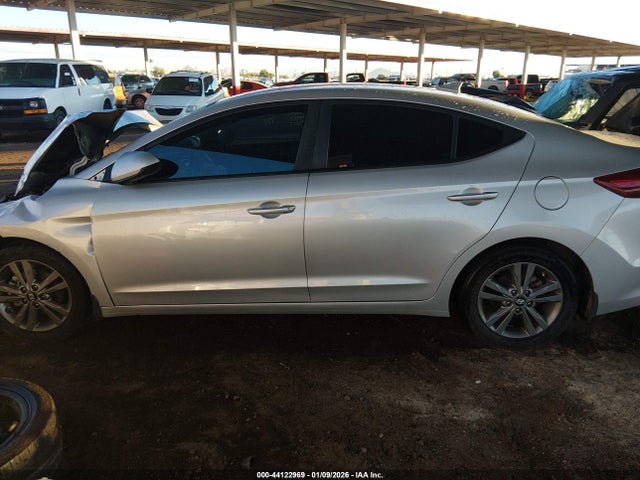 5NPD84LF4JH291625 Hyundai ELANTRA SEL