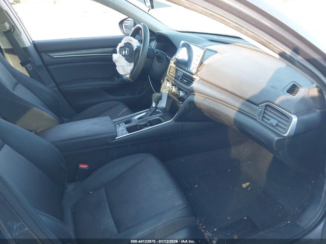 1HGCV1F12LA002675 Honda ACCORD LX