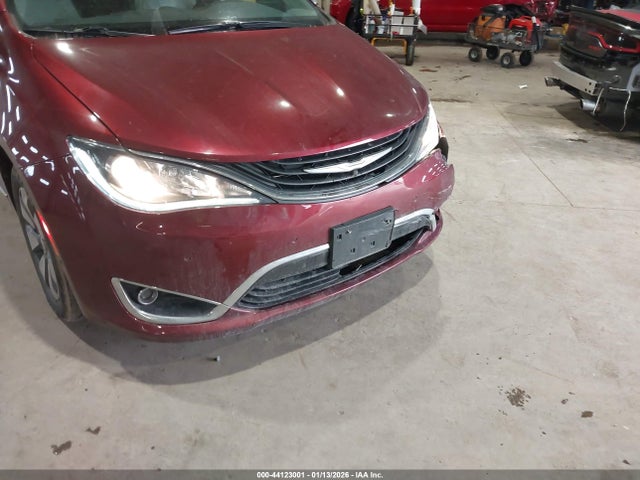 Chrysler Pacifica 2017 2C4RC1N79HR677138 Image 17