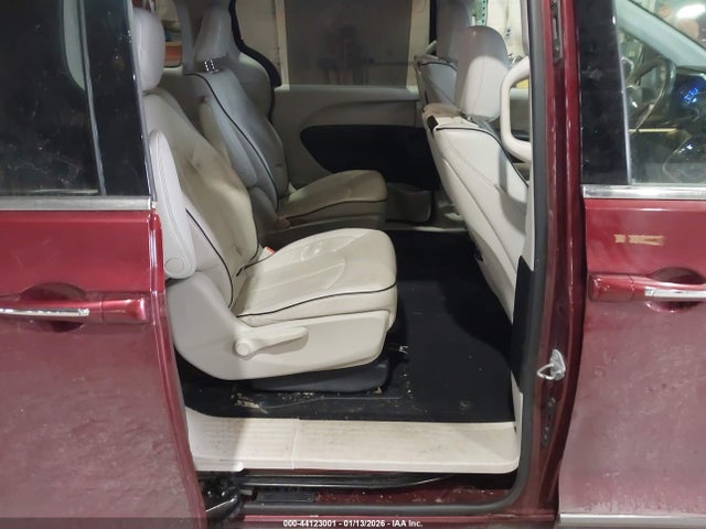 Chrysler Pacifica 2017 2C4RC1N79HR677138 Image 8