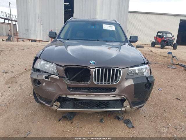 44123033 :رقم المزاد ، 5UXWX9C59E0D26535 vin ، 2014 Bmw X3 Xdrive28i مزاد بيع