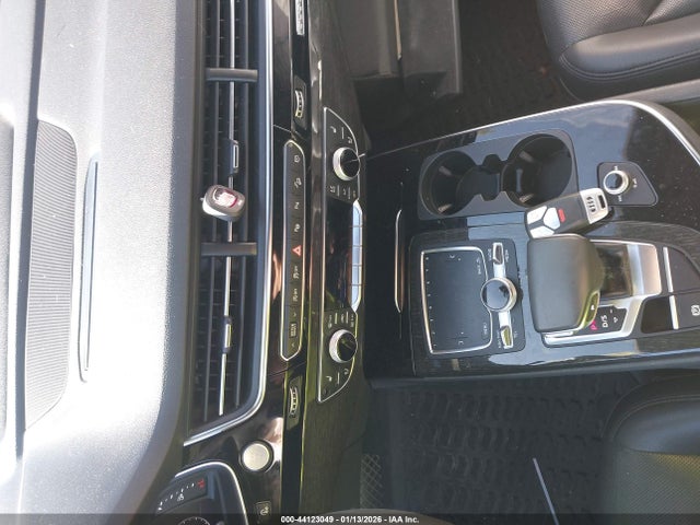 WA1LAAF79KD012075 Audi Q7 55 Premium/55 Se Premium