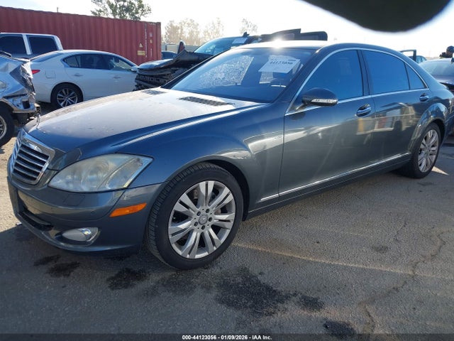 2009 MERCEDES-BENZ S 550 WDDNG71X89A274632 Photo 1
