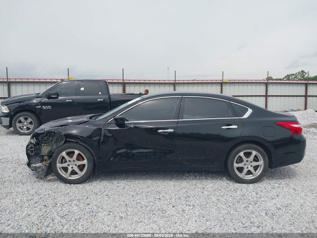 Nissan Altima 2.5 S 2017 1N4AL3AP1HN341386 Image 14