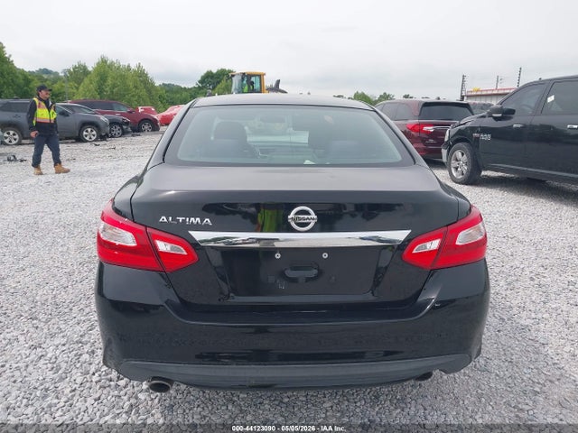 Nissan Altima 2.5 S 2017 1N4AL3AP1HN341386 Image 16