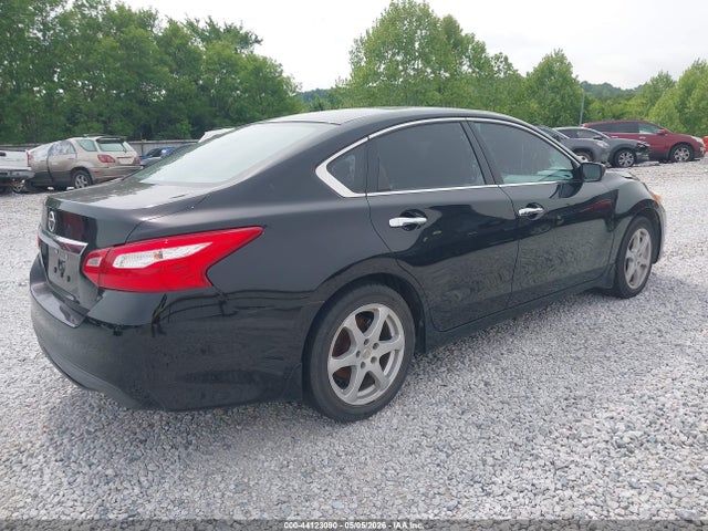 Nissan Altima 2.5 S 2017 1N4AL3AP1HN341386 Image 4