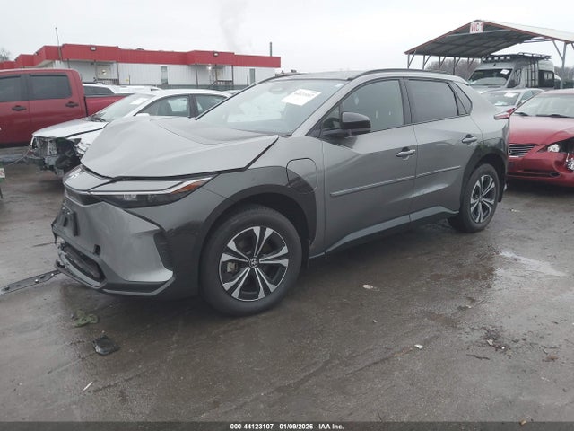 2024 TOYOTA BZ4X JTMABACA1RA060949 Photo 1