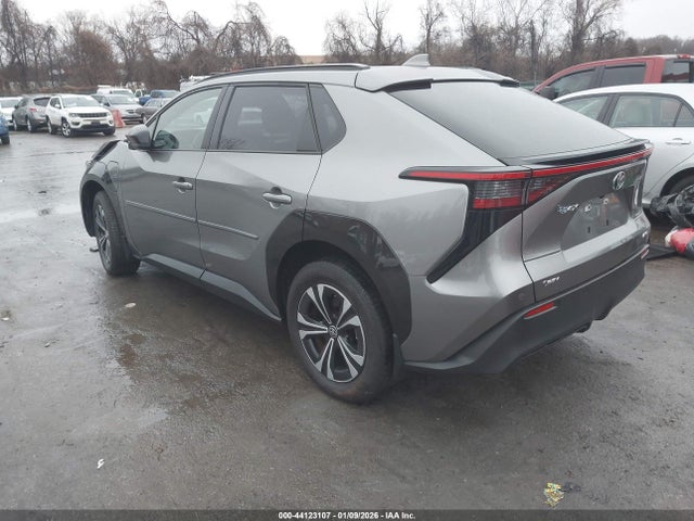 2024 TOYOTA BZ4X JTMABACA1RA060949 Photo 2