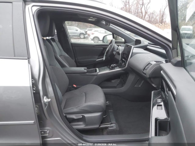 2024 TOYOTA BZ4X JTMABACA1RA060949 Photo 4