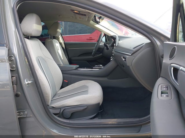 44123115 :رقم المزاد ، 5NPEL4JA7LH061333 vin ، 2020 Hyundai Sonata Sel مزاد بيع