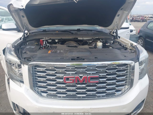 Продаж на аукціоні авто 2019 Gmc Yukon Xl Denali, vin: 1GKS1HKJ0KR178102, номер лоту: 44123123