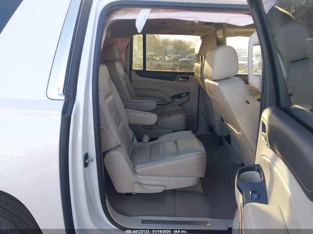 Продаж на аукціоні авто 2019 Gmc Yukon Xl Denali, vin: 1GKS1HKJ0KR178102, номер лоту: 44123123