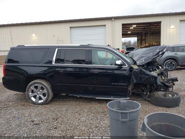 1GNSCJKC7KR132353 Chevrolet Suburban Premier