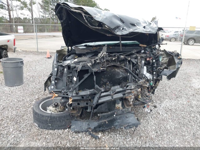 1GNSCJKC7KR132353 Chevrolet Suburban Premier