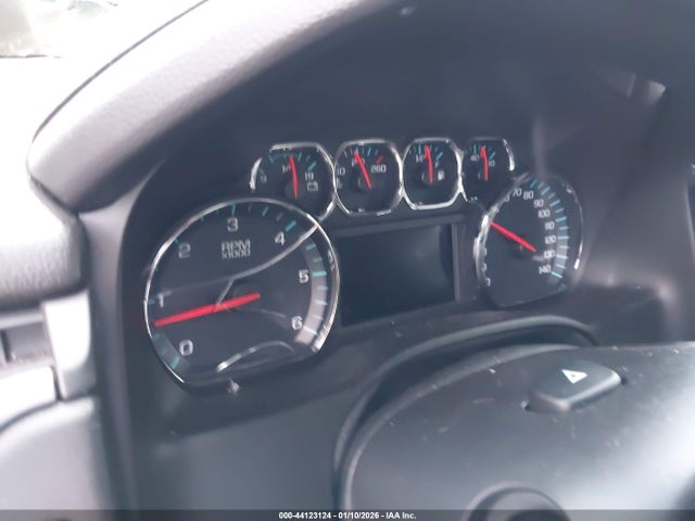1GNSCJKC7KR132353 Chevrolet Suburban Premier